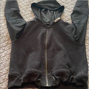 Gymshark barely worn woman’s Jacket and hoodie